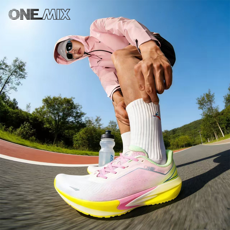 ONEMIX Running Shoes for Men S - Reflective Night Running Shoes review and price