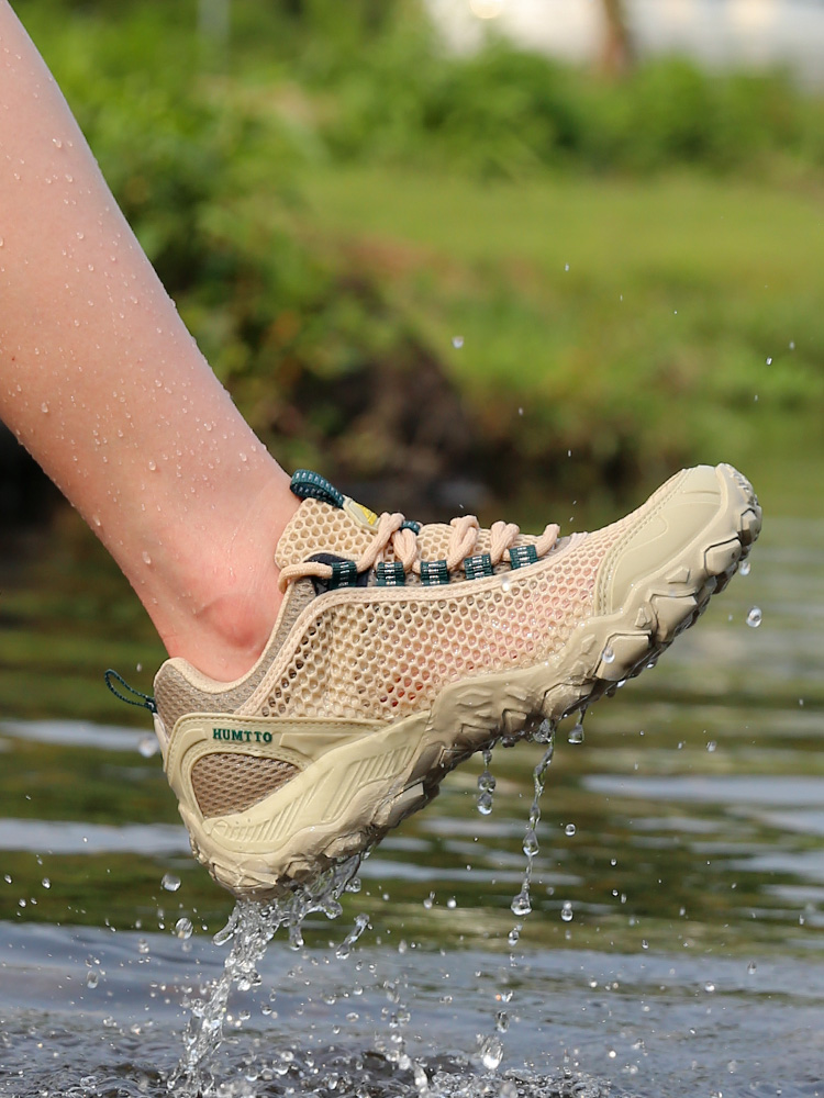 Humtto Outdoor Walking Shoes M - Reflective Night Running Shoes review and price